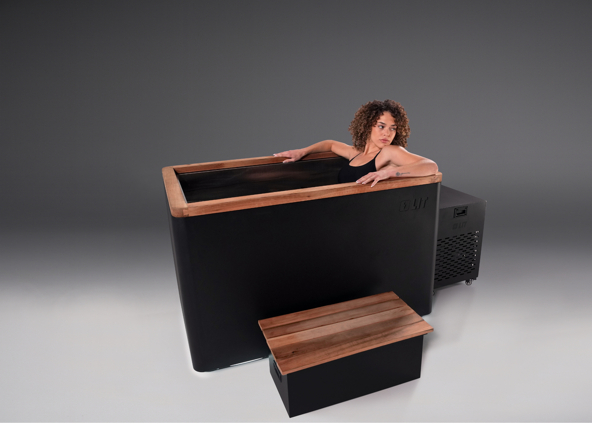 Cold Plunge Before Bed: Does It Help or Hurt Sleep? (2026)